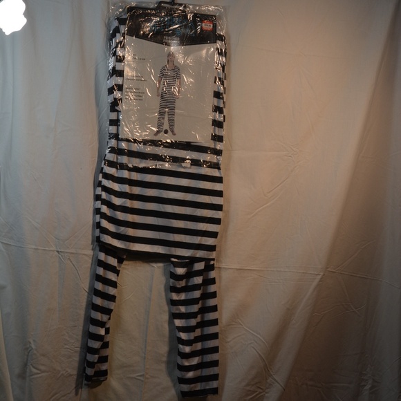 Halloween Prisoner Costume Adult One Size NWT - Picture 4 of 5